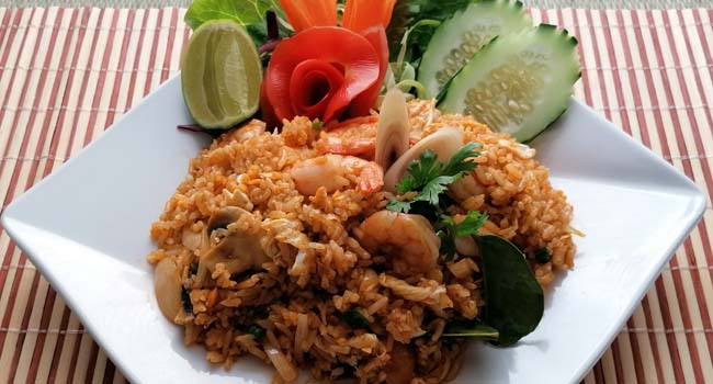 R2. Khao Pad Tom Yum